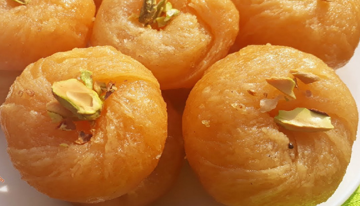 मीठे में आजमाए गुड़वाली बालूशाही, मिलेगा बेहतरीन स्वाद #Recipe