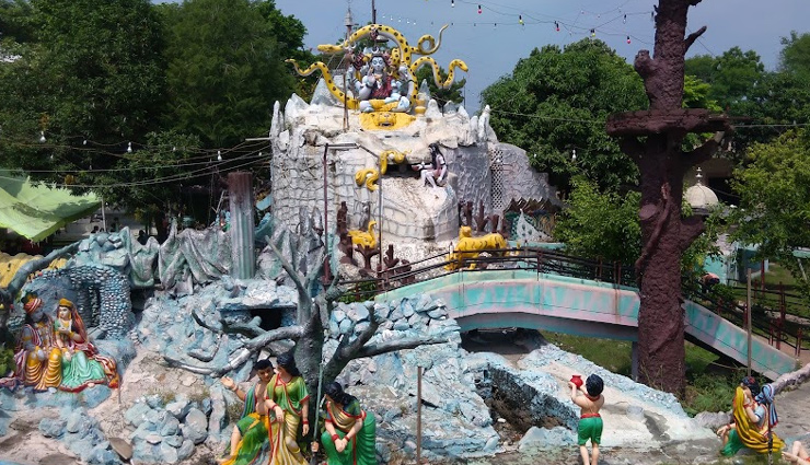 shiv temple in delhi,biggest temple in delhi,biggest shiv temple in india,famous temple of delhi,delhi shiv temple