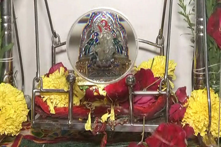 ganesh chaturthi 2018,ganesh puja,gujarat,surat,500 crore diamond ganesha