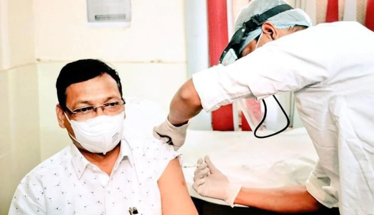 गुजरात के मंत्री ईश्वर पटेल कोरोना संक्रमित, 13 मार्च को ली थी वैक्सीन की पहली खुराक