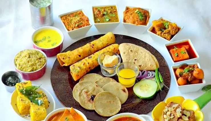 5 Food That Must Be Tasted While in Gujarat