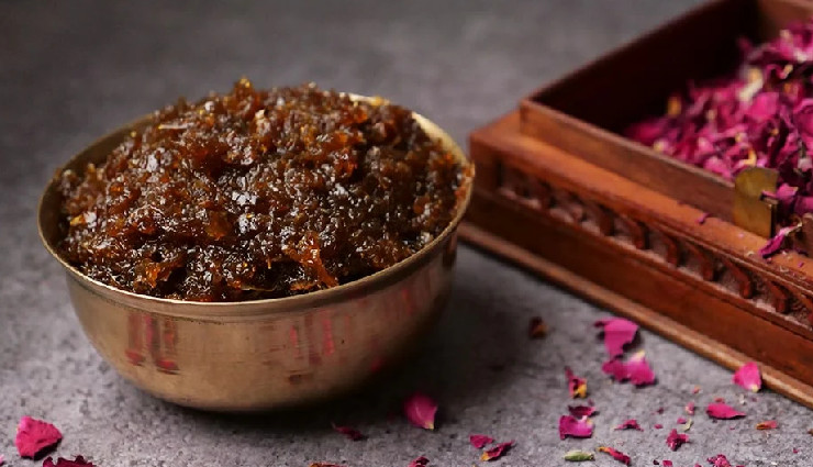 9 Amazing Health Benefits of Gulkand