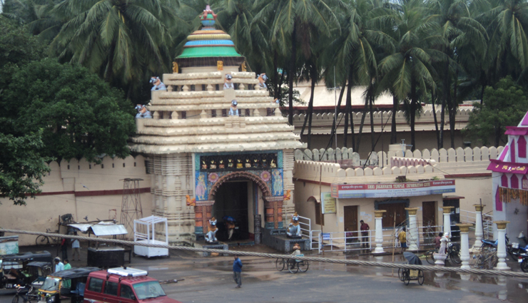 puri temples,must-visit temples,spiritual bliss,hindu temples,jagannath puri,sacred destinations,religious tourism,pilgrimage sites,odisha tourism,top temples in puri,jagannath temple,konark sun temple,lokanath temple,gundicha temple,vimala temple,markandeswara temple,daria mahavir temple,alarnath temple,baliharchandi temple,sakshi gopal temple
