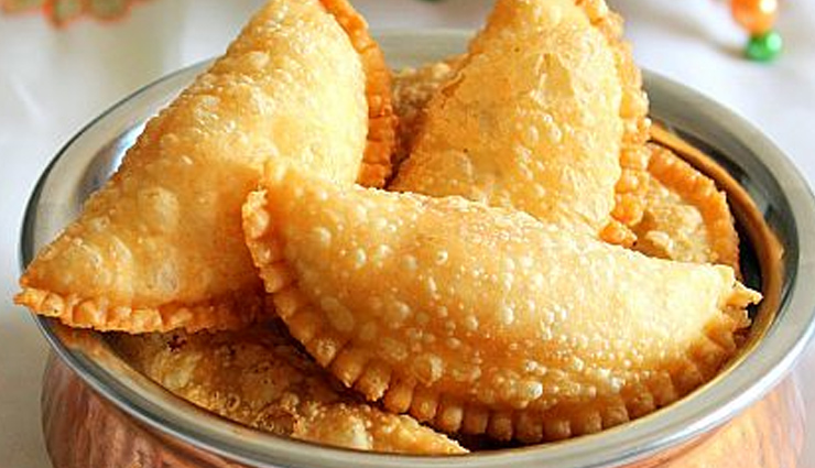 Holi Recipe- Authentic Festival Sweet Gujiya