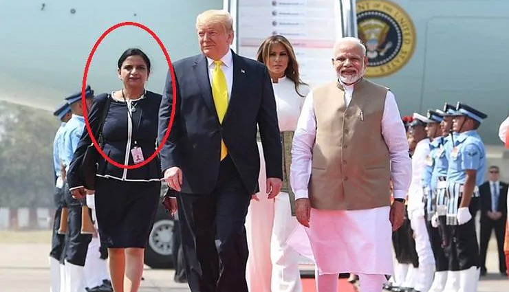 जानिए कौन है ये महिला जो नजर आई मोदी-ट्रंप-मेलानिया के साथ रेड कारपेट पर