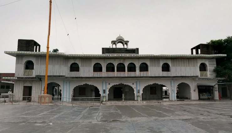 famous gurudwaras india,gurudwaras in india,top gurudwaras in india,must-visit gurudwaras in india,historical gurudwaras in india,sacred gurudwaras of india,sikh pilgrimage sites in india,best gurudwaras to visit in india,popular gurudwaras in india,gurudwaras of india tourism