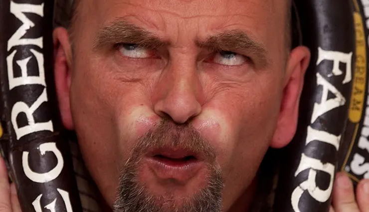 दुनियाभर में खेले जाते हैं ये अजीबो-गरीब खेल, आपको हैरान कर देगी यह जानकारी weird games around the world,unusual sports played globally,bizarre games from different cultures,strange and unique games worldwide,odd sports and competitions across the globe,quirky games played in different countries,unconventional sports events around the world,extraordinary games from various cultures,curious and unusual games played internationally,surprising and peculiar sports worldwide