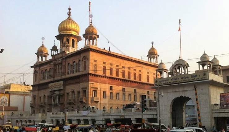 chandni chowk,heart of delhi chandni chowk,places in delhi,famous places in delhi,paranthe wali gali,red fort,meena bazar,gurudwara bangla sahib,canaught place,holidays,travel