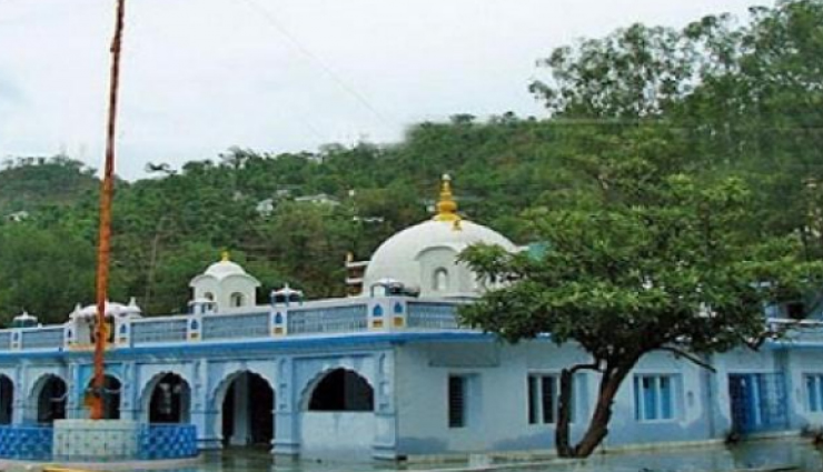 famous gurudwaras india,gurudwaras in india,top gurudwaras in india,must-visit gurudwaras in india,historical gurudwaras in india,sacred gurudwaras of india,sikh pilgrimage sites in india,best gurudwaras to visit in india,popular gurudwaras in india,gurudwaras of india tourism