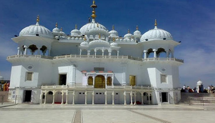 renowned gurudwara in the world,famous  gurudwara in the world,famous gurudwara in india,sri guru tegh bahadur sahib gurudwara,gurudwara sri guru singh sabha,gurudwara bangla sahib,gurudwara sri keshgarh sahib,gurudwara sri hemkund sahib,sri harmandir sahib