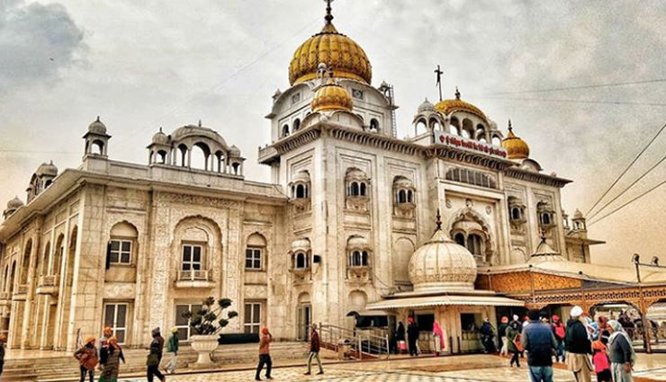 6 Most Famous Gurudwaras To Visit in Delhi