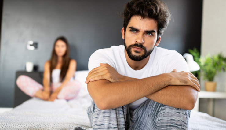 signs a guy is jealous,jealous guy behavior,how to tell if a guy is jealous,jealous boyfriend signs,signs of jealousy in men,insecure guy signs,jealousy warning signs,guy acting jealous,boyfriend jealous behavior,subtle signs of jealousy,jealous boyfriend tendencies,relationship jealousy signs,guy showing jealousy,how to spot jealousy in men,identifying a jealous boyfriend