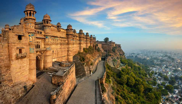 madhya pradesh,tourist spots in madhya pradesh,madhya pradesh tourism,holidays,khajuraho temples,kanha national park,omkareshwar temple,gwalior,ujjain,bandhavgarh national park,orchha,mandu,indore,sanchi,travel,travel guide
