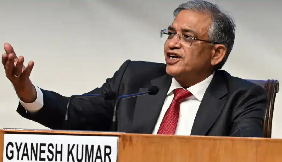 ज्ञानेश कुमार के खिलाफ सुप्रीम कोर्ट पहुंची PIL, SIR के दौरान लिए गए फैसलों को रद्द करने और 13 करोड़ नामों की जांच की मांग