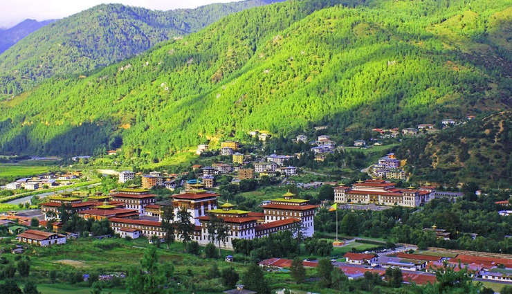 bhutan valleys,beautiful valleys in bhutan,phobjikha valley bhutan,punakha valley bhutan,paro valley bhutan,haa valley bhutan,thimphu valley bhutan,lhuentse valley bhutan,bumthang valley bhutan,trongsa valley bhutan,bhutan travel destinations,scenic valleys bhutan,best places to visit in bhutan,bhutan nature tourism,valleys of bhutan