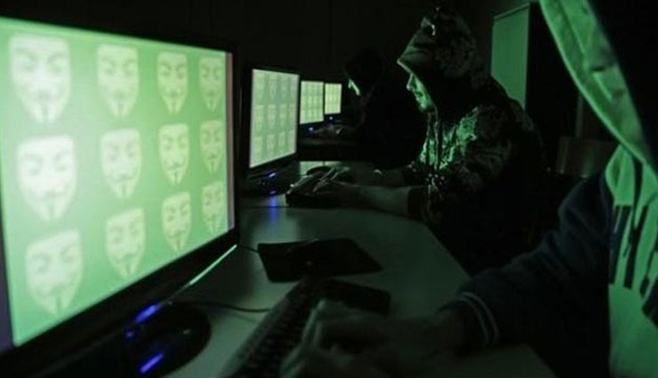 Hacker who stole private pictures of Jennifer Lawrence and other actresses gets 8 months in prison