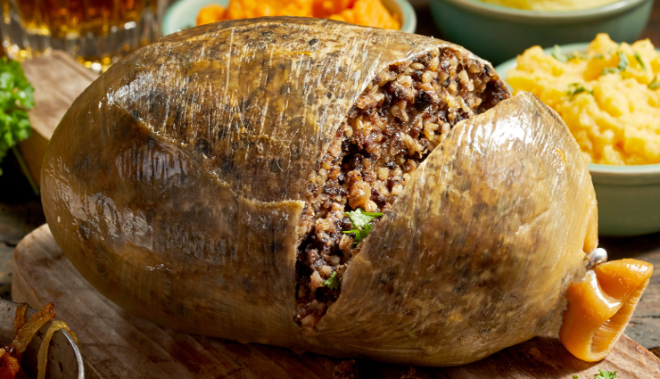 scotland,food you must try in scotland,scotland food,Haggis,neeps and tatties,scottish salmon,porridge,a full scottish,travel,holidays,travel guide