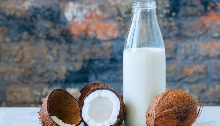coconut milk,aloe vera,hot oil hair massage,neem & amla,egg or yoghurt,licorice root,effective home remedies,effective home remedies for hair fall,hair fall tips,hair care tips,beauty tips,monsoon beauty tips