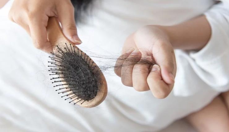 सर्दियों में बालों को दे अंदरूनी पोषण, हेयरफॉल की समस्या होगी खत्म