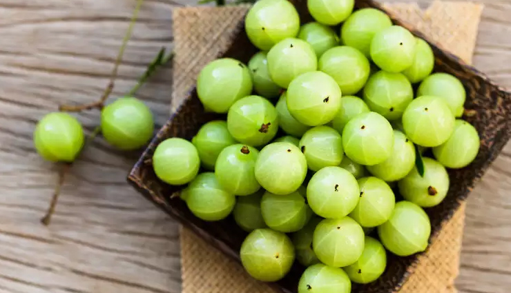 flaxseed,egg,walnuts,amla,sweet potato,food for hair fall,hair care tips,hair fall tips,beauty tips