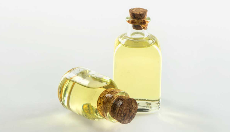 mineral oil,Olive Oil,lemon oil,camphor oil,castor oil,oils that causes hair fall,hair fall tips,hair care tips