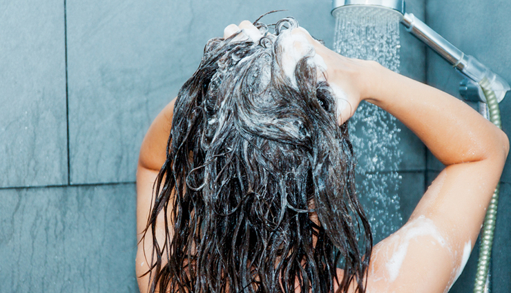healthy hair for monsoon,monsoon hair care tips,ayurvedic tips for hair