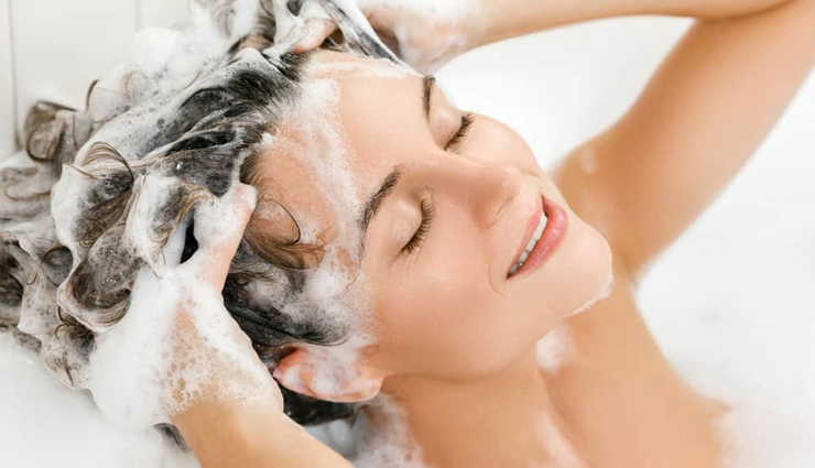 healthy hair for monsoon,monsoon hair care tips,ayurvedic tips for hair