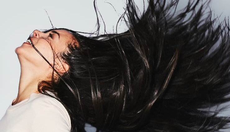 water melon,water melon benefits,water melon for beauty,water melon hydrates skin,water melon tones skin and fights signs of ageing,water melon prevents excessive oil secretion,water lemon prevents hair loss,water melon promotes hair growth,beauty,beauty tips,beauty news,beauty benefits