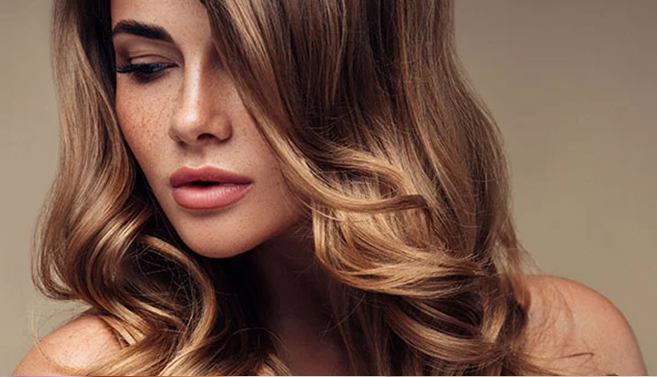 5 Tips: Highlighting Your Hair At Home 