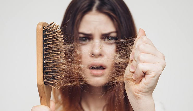 5 everyday habits causing you hair loss,main reason for hair loss,hair loss treatment,hair care tips,home remedies for hair loss,beauty tips
