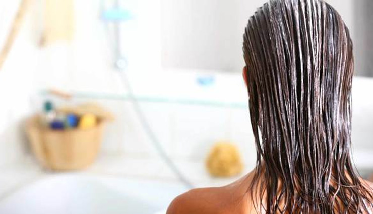 5 Homemade Packs To Treat Dandruff During Winters