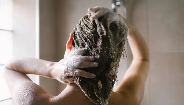 coffee benefits for skin,coffee for hair growth,coffee for glowing skin,diy coffee beauty remedies,coffee scrub for tan removal,coffee mask for dark circles,coffee hair rinse,natural exfoliant coffee,coffee for healthy hair,coffee for scalp care,coffee antioxidants for beauty,caffeine skincare benefits,coffee for shiny hair