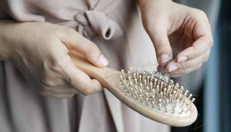 common health problems,ignored health issues,early health warning signs,signs of serious illness,unexplained symptoms,when to see a doctor,health concerns,daily health problems,overlooked medical issues,chronic health warning signs,personal well-being tips