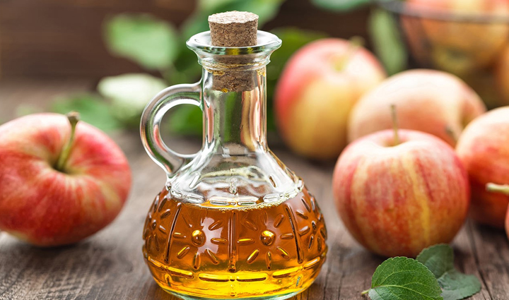 चमकदार बाल पाने के लिए आजमाए ये 10 उपाय, कुछ ही दिनों में फर्क होगा महसूस
try these 10 remedies to get shiny hair you will feel the difference in a few days,beauty tips,beauty hacks