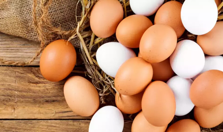 चमकदार बाल पाने के लिए आजमाए ये 10 उपाय, कुछ ही दिनों में फर्क होगा महसूस
try these 10 remedies to get shiny hair you will feel the difference in a few days,beauty tips,beauty hacks