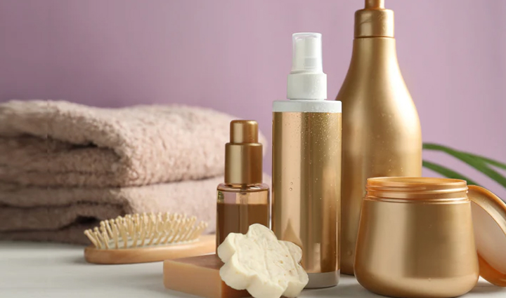 avoid these mistakes while shampooing it becomes the reason for hair fall,hair care tips,hair care,winter hair care tips,hair care  tips in hindi,beauty tips,beauty hacks