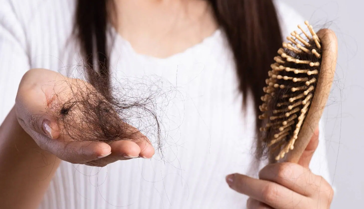 6 Effective Home Remedies To Treat Hair Damage and Loss