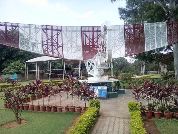 छुट्टियों में देना चाहते है बच्चों को नया अनुभव, बनाए भारत के 4 बड़े एवं अनोखे म्यूजियम घूमने का प्लान biggest museums,holidays,napier museum in thiruvananthapuram,shankar international doll museum,the price of whales museum,ahl heritage center and aerospace museum,travel