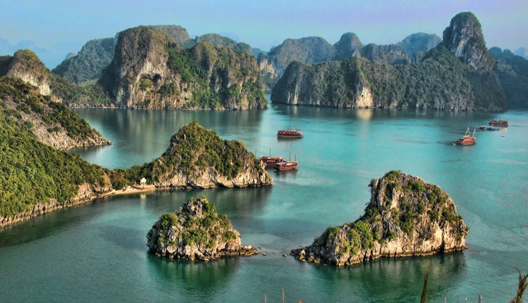 vietnam travel,must-visit places vietnam,top tourist attractions vietnam,best destinations in vietnam,iconic places vietnam,vietnam travel guide