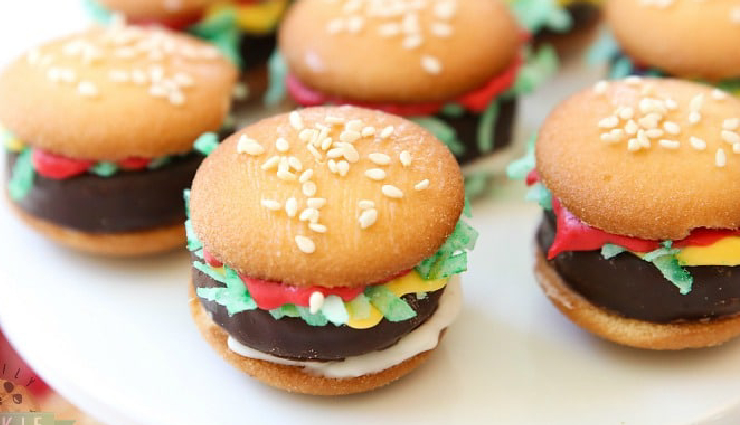 weird food combinations,unusual food pairings,bizarre culinary creations,peculiar food combinations,odd food pairings,strange food concoctions,weird culinary fusions,eccentric food mashups,quirky food combinations,outlandish food marriages,strange food experiments,unconventional flavor pairings,odd food trends,unique food matches,curious food unions,whacky food concoctions,unusual flavor combinations,unexpected food pairings,eccentric culinary inventions,offbeat food concoctions