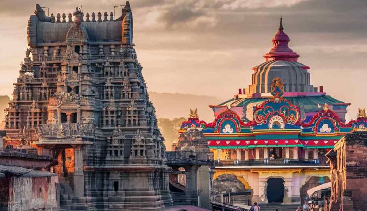 7 Iconic Historical Places To Visit in Hampi