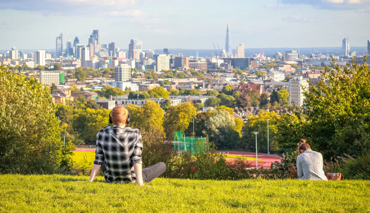 largest city parks in england,england biggest urban parks,urban green spaces in england,expansive city parks in the uk,green oases in english cities,england vast urban green areas,iconic city parks in england,recreational parks in english cities,england urban natural retreats,exploring city parks in england