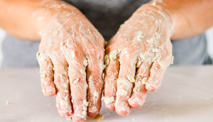  10 DIY Hand Scrub Recipes for Soft and Smooth Hands