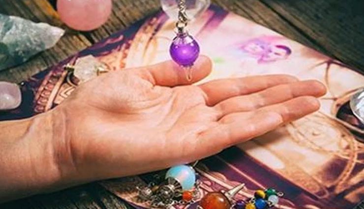 astrology tips,astrology tips in hindi,palmistry,money in life,palm lines indicate millionaire