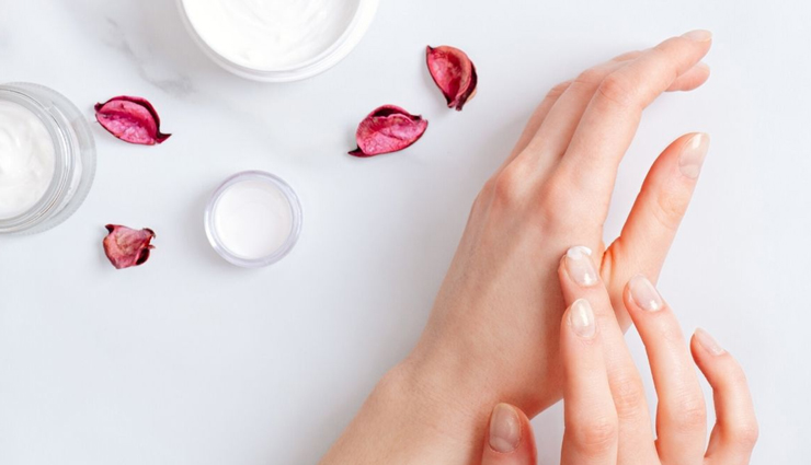 hands moisturized,home remedies,home remedies for hands,beauty tips,hands care tips,skin care tips,summer tips,moisturization tips