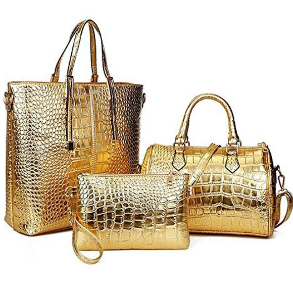 चार चांद लगाएगा गोल्डन कलर, पहने कुछ इस प्रकार #Fashion Tips fashion tips,slaying in golden,golden color dress,golden jewellery,golden had bag,golden heels,trendy look