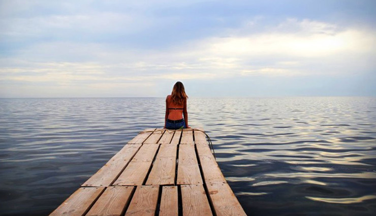 किशोरावस्था में ब्रेकअप बदल देता है आपकी मनोस्थिति, इन तरीको से निकाले खुद को इससे बाहर get over break up,break up handle tips