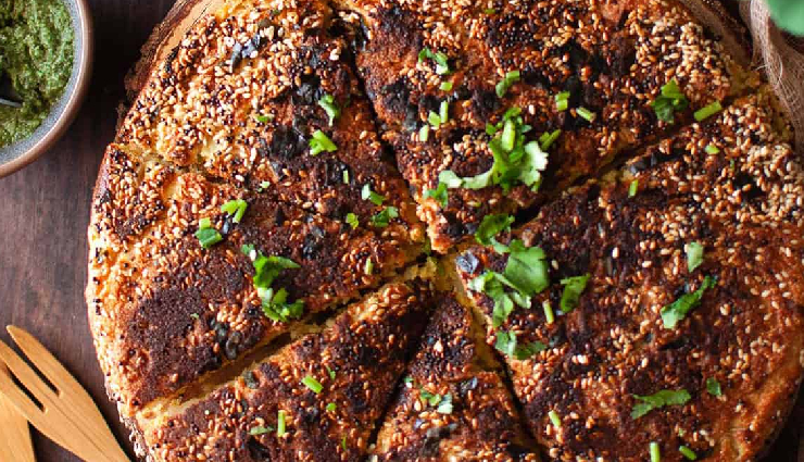 हांडवो : सबके सिर चढ़कर बोलता है इस गुजराती डिश का जायका, मिश्रण दाल से होती है तैयार #Recipe