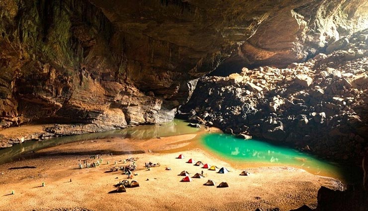 beautiful places in the world,best torist places in world,adventure places,tourist,travel,travel guide,tourism,holidays