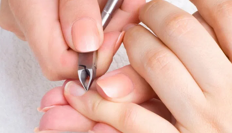 tips to treat and avoid hangnails,hangnails,nails care tips,beauty tips,skin care tips,summer tips